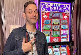 r99 game Permainan Live Casino dengan Streaming Dealer Sebenar